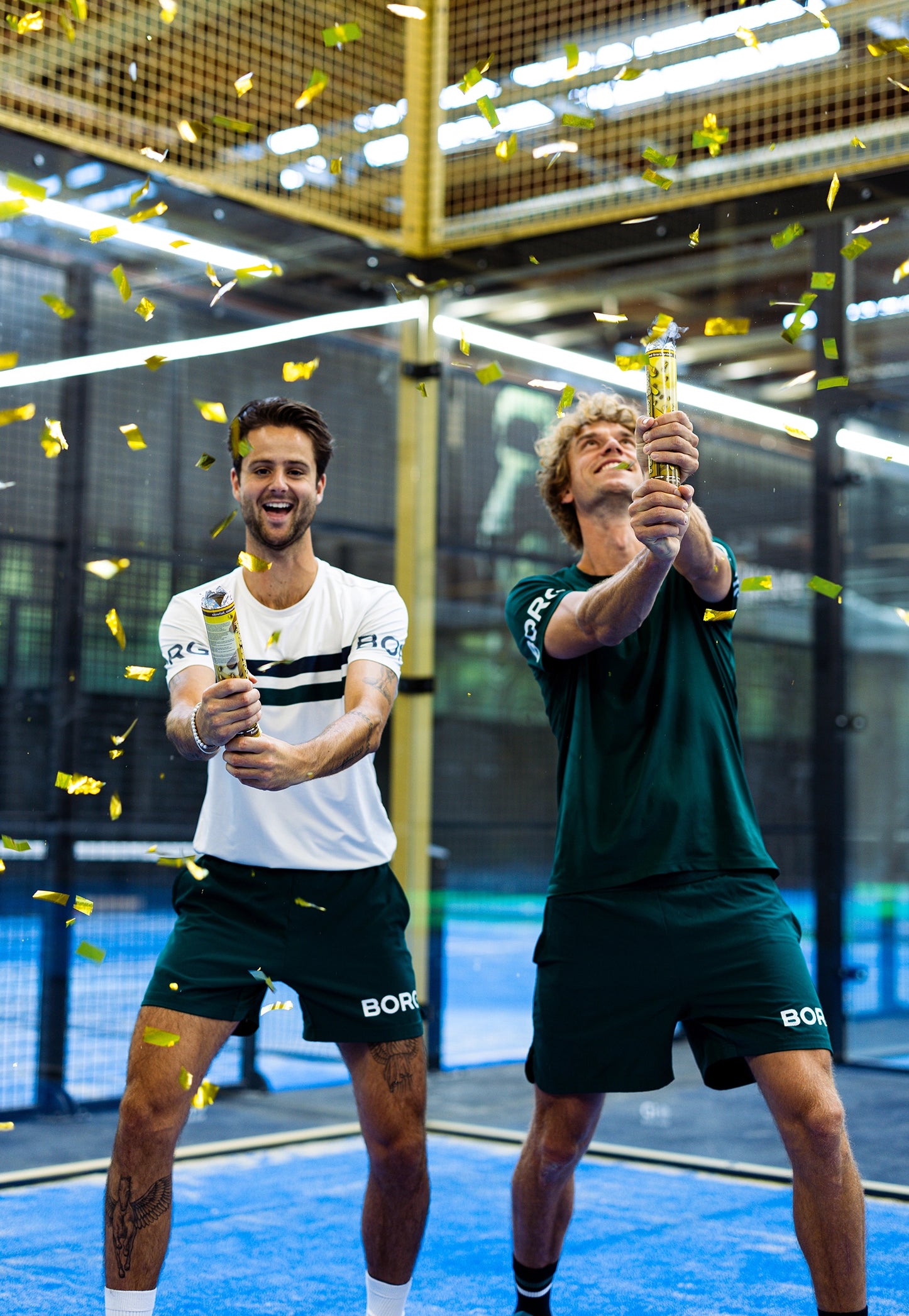 CLUBHOUSE is ontstaan uit pure passie. Eigenaren Nikander Damianos en Bart van Kampen behoren tot de top padelspelers van Nederland. Met hun eigen locatie willen zij de kennis en ervaring overbrengen die zij de afgelopen jaren in Nederland en Spanje hebben opgedaan.